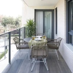 Ensemble Table et 4 chaises mattia