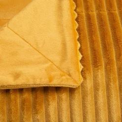 Kolen Plaid de 130x170 en matière synthétique