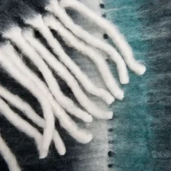 Madas Couverture en laine de 170x130